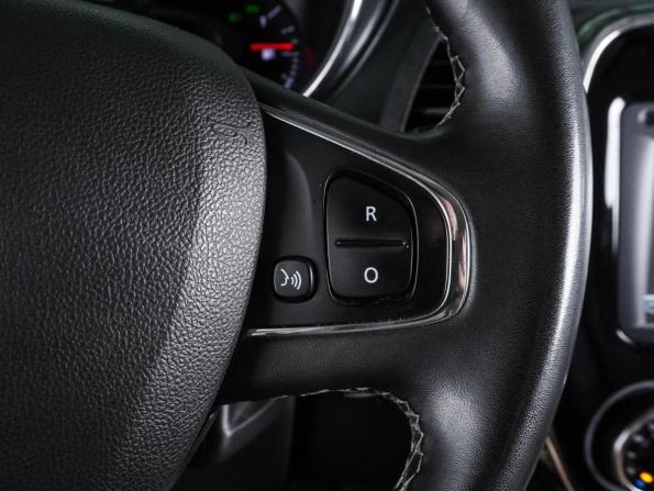Renault Kaptur I с пробегом 2019 года, цена 1 499 000 рублей, 118215 км, внедорожник, Автокод Объявления