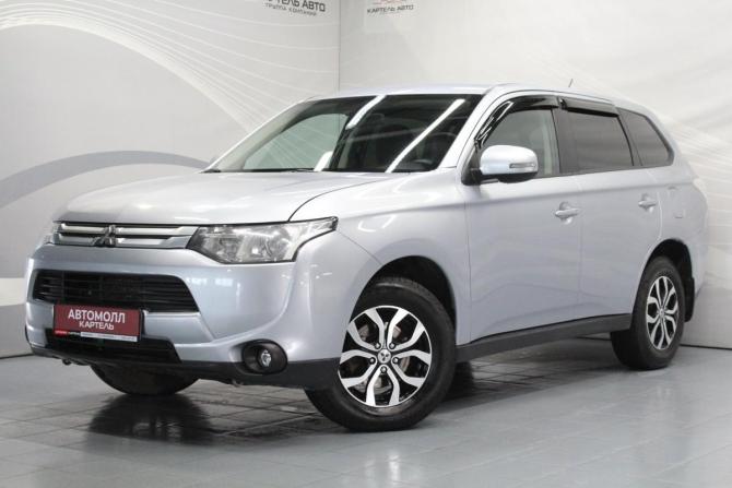 Mitsubishi Outlander III с пробегом 2013 года, цена 1 399 000 рублей, 215000 км, внедорожник, Автокод Объявления