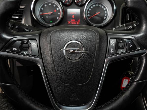 Opel Astra J с пробегом 2011 года, цена 740 000 рублей, 191360 км, хэтчбек, Автокод Объявления