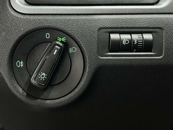 Skoda Rapid I Рестайлинг с пробегом 2019 года, цена 1 240 000 рублей, 152546 км, лифтбек, Автокод Объявления