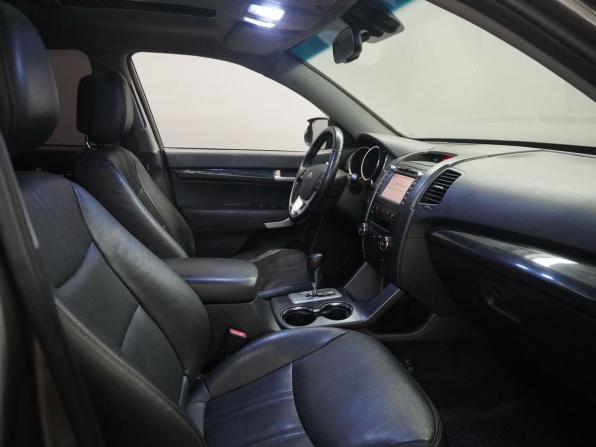 Kia Sorento II с пробегом 2011 года, цена 1 363 000 рублей, 236480 км, внедорожник, Автокод Объявления