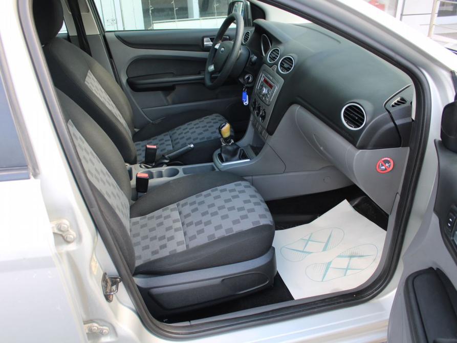 Ford Focus II Рестайлинг Москва  - изображение 14