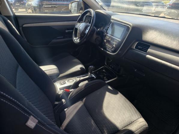Mitsubishi Outlander III Рестайлинг 2 с пробегом 2018 года, цена 1 780 000 рублей, 166000 км, внедорожник, Автокод Объявления