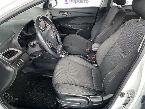 Hyundai Solaris II с пробегом 2019 года, цена 1 499 000 рублей, 89114 км, седан, Автокод Объявления