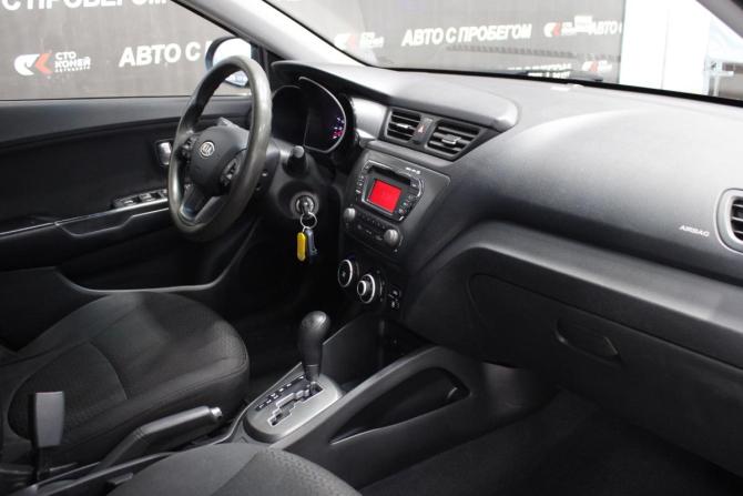 Kia Rio III с пробегом 2012 года, цена 823 000 рублей, 175000 км, хэтчбек, Автокод Объявления