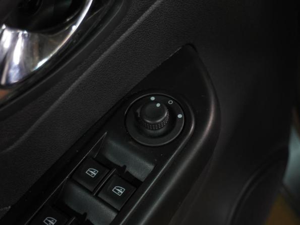 Renault Kaptur I с пробегом 2019 года, цена 1 299 000 рублей, 92594 км, внедорожник, Автокод Объявления