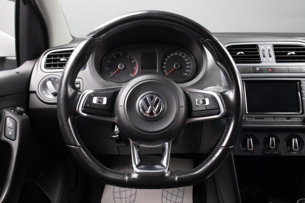 Volkswagen Polo V Рестайлинг Оренбург  - изображение 10
