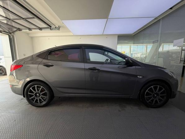Hyundai Solaris I Рестайлинг с пробегом 2016 года, цена 870 000 рублей, 160810 км, седан, Автокод Объявления