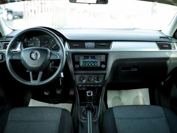 Skoda Rapid I с пробегом 2016 года, цена 849 000 рублей, 147648 км, лифтбек, Автокод Объявления