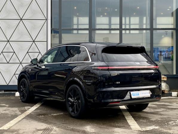 Li Auto (Lixiang) L7 I с пробегом 2024 года, цена 6 528 000 рублей, 6815 км, внедорожник, Автокод Объявления