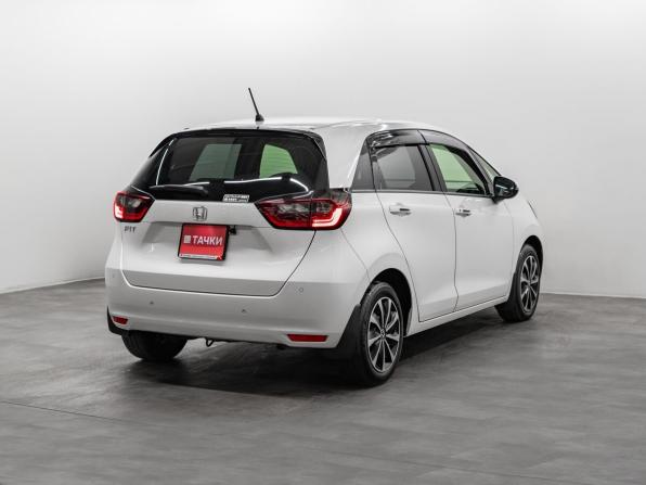 Honda Fit IV с пробегом 2021 года, цена 1 320 000 рублей, 74766 км, хэтчбек, Автокод Объявления