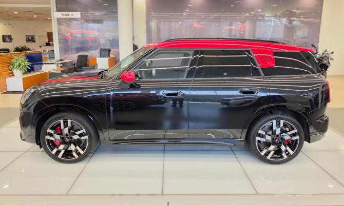 Mini Countryman III с пробегом 2026 года, цена 7 890 000 рублей, 10 км, внедорожник, Автокод Объявления