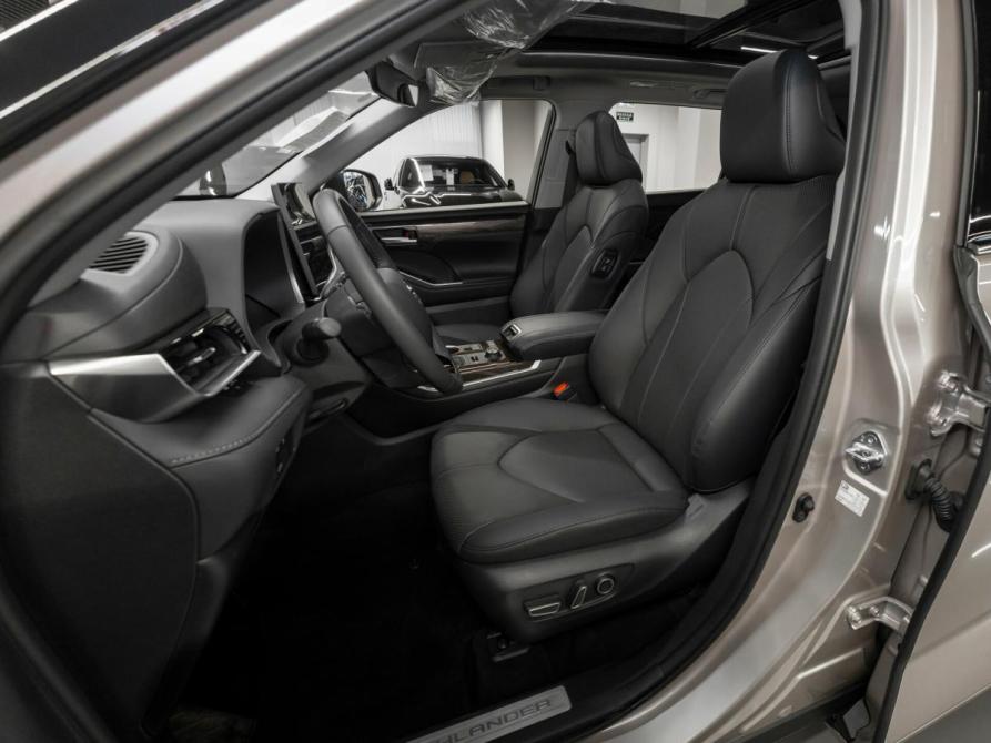 Toyota Highlander IV (XU70) Москва  - изображение 9