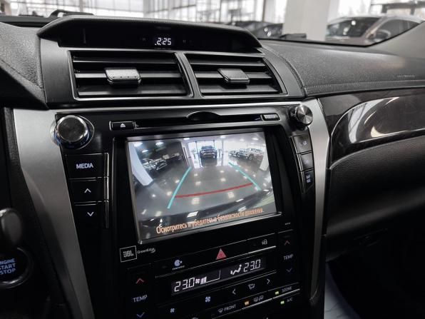 Toyota Camry VII (XV50) Рестайлинг с пробегом 2015 года, цена 1 950 000 рублей, 251372 км, седан, Автокод Объявления