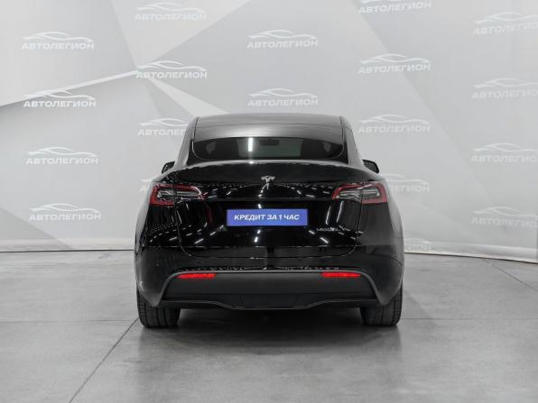 Tesla Model Y I с пробегом 2022 года, цена 4 300 000 рублей, 19000 км, внедорожник, Автокод Объявления