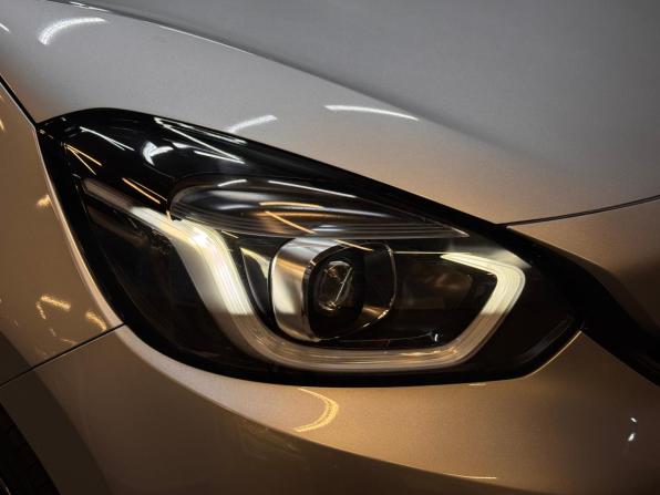 Honda Fit IV с пробегом 2021 года, цена 1 657 000 рублей, 32050 км, хэтчбек, Автокод Объявления