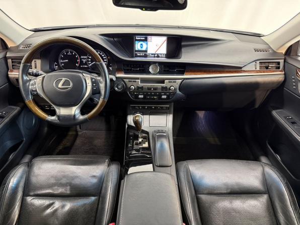 Lexus ES VI с пробегом 2013 года, цена 2 130 000 рублей, 211300 км, седан, Автокод Объявления