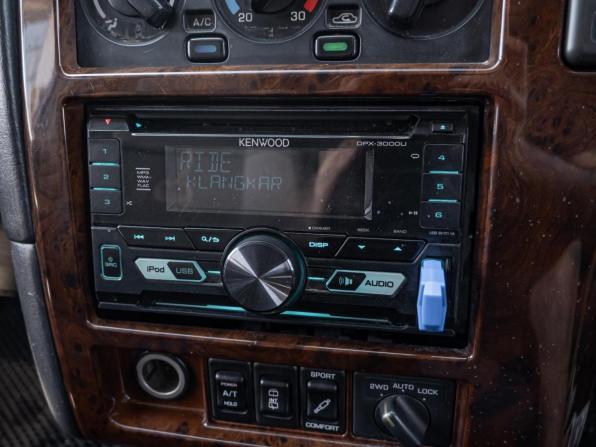 Nissan Terrano II Рестайлинг с пробегом 1998 года, цена 959 000 рублей, 268871 км, внедорожник, Автокод Объявления
