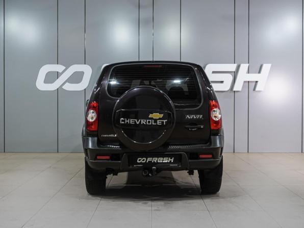 Chevrolet Niva I Рестайлинг с пробегом 2013 года, цена 549 000 рублей, 151488 км, внедорожник, Автокод Объявления
