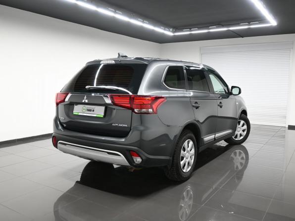 Mitsubishi Outlander III Рестайлинг 3 с пробегом 2019 года, цена 1 915 000 рублей, 114810 км, внедорожник, Автокод Объявления