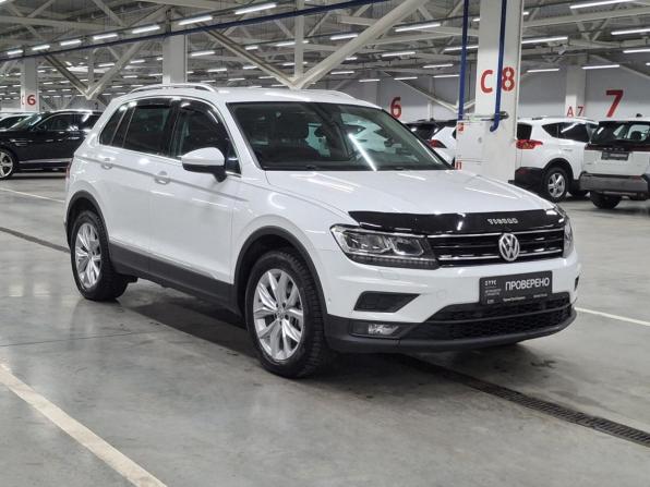 Volkswagen Tiguan II с пробегом 2018 года, цена 2 279 000 рублей, 151246 км, внедорожник, Автокод Объявления