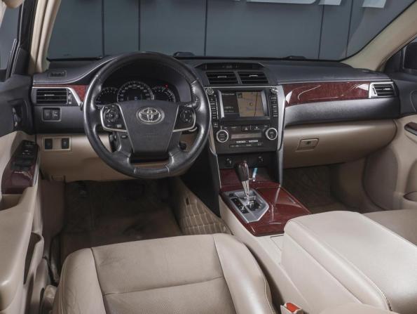 Toyota Camry VII (XV50) с пробегом 2014 года, цена 1 680 000 рублей, 223524 км, седан, Автокод Объявления