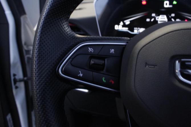 Geely Coolray I Рестайлинг с пробегом 2024 года, цена 2 170 000 рублей, 36155 км, внедорожник, Автокод Объявления