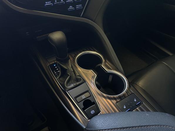 Toyota Camry VIII (XV70) с пробегом 2019 года, цена 2 670 000 рублей, 145000 км, седан, Автокод Объявления