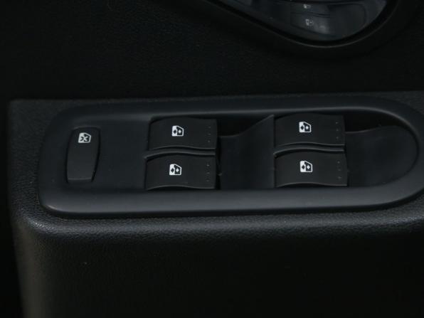 Nissan Terrano III (D10) с пробегом 2014 года, цена 1 098 000 рублей, 96000 км, внедорожник, Автокод Объявления