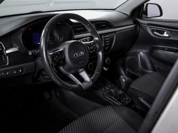 Kia Rio IV с пробегом 2019 года, цена 1 399 000 рублей, 93980 км, хэтчбек, Автокод Объявления