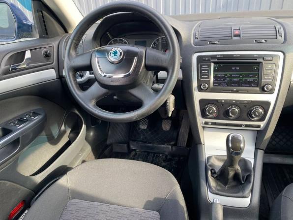Skoda Octavia II (A5) Рестайлинг с пробегом 2011 года, цена 749 000 рублей, 149500 км, лифтбек, Автокод Объявления