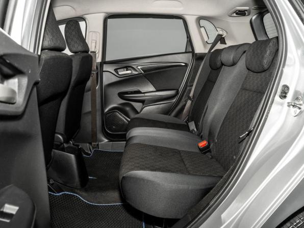 Honda Fit III с пробегом 2013 года, цена 925 000 рублей, 83311 км, хэтчбек, Автокод Объявления