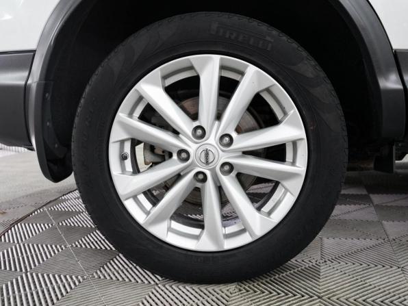 Nissan Qashqai II с пробегом 2018 года, цена 1 781 000 рублей, 98000 км, внедорожник, Автокод Объявления