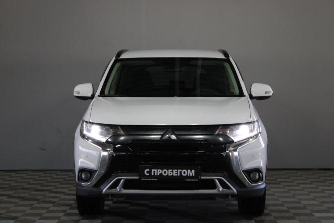 Mitsubishi Outlander III Рестайлинг 3 с пробегом 2021 года, цена 2 365 000 рублей, 127760 км, внедорожник, Автокод Объявления