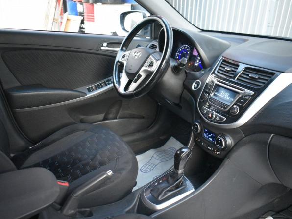 Hyundai Solaris I Рестайлинг с пробегом 2014 года, цена 899 000 рублей, 134912 км, седан, Автокод Объявления