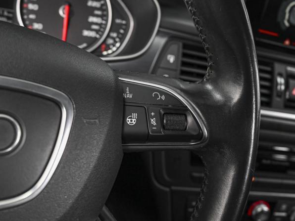 Audi A6 IV (C7) Рестайлинг с пробегом 2017 года, цена 2 228 750 рублей, 118489 км, седан, Автокод Объявления