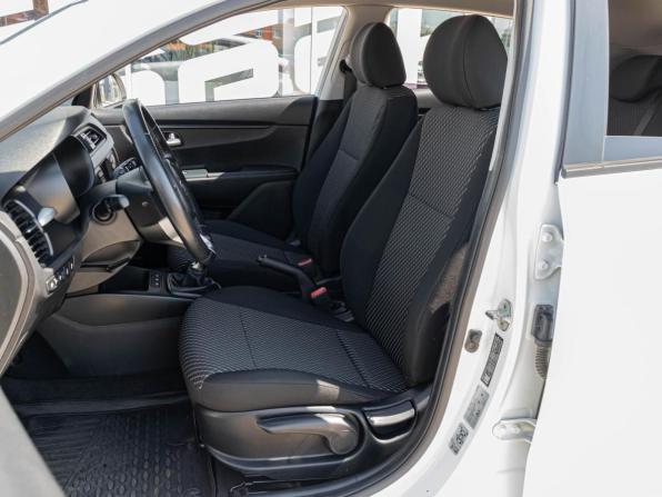 Kia Rio IV с пробегом 2019 года, цена 1 360 000 рублей, 87765 км, хэтчбек, Автокод Объявления