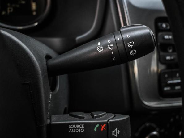 Renault Sandero II Рестайлинг с пробегом 2019 года, цена 1 099 000 рублей, 88553 км, хэтчбек, Автокод Объявления