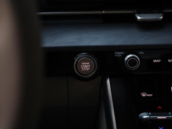 Kia Carnival IV с пробегом 2021 года, цена 3 849 000 рублей, 78202 км, минивэн, Автокод Объявления