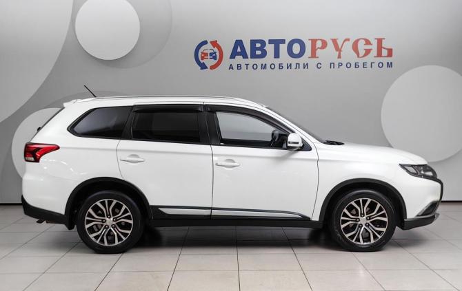 Mitsubishi Outlander III Рестайлинг 2 с пробегом 2016 года, цена 1 345 000 рублей, 260000 км, внедорожник, Автокод Объявления