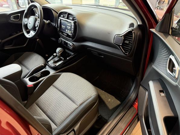Kia Soul III с пробегом 2021 года, цена 2 190 000 рублей, 27000 км, хэтчбек, Автокод Объявления
