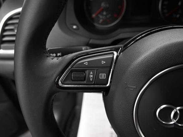 Audi Q3 I (8U) с пробегом 2013 года, цена 1 540 000 рублей, 175808 км, внедорожник, Автокод Объявления