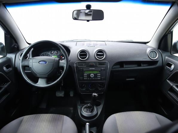 Ford Fusion I Рестайлинг с пробегом 2007 года, цена 330 000 рублей, 183700 км, хэтчбек, Автокод Объявления