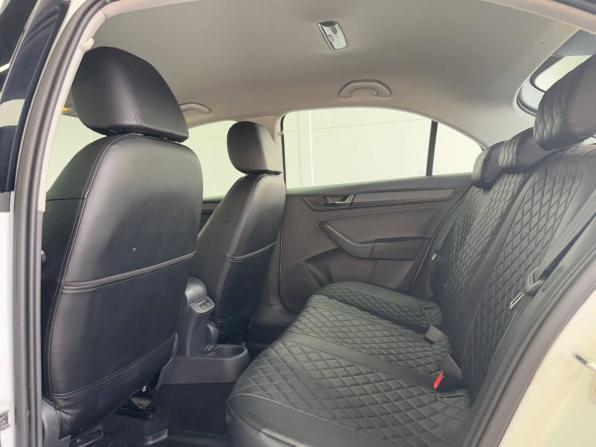 Skoda Rapid II с пробегом 2022 года, цена 2 199 000 рублей, 31399 км, лифтбек, Автокод Объявления