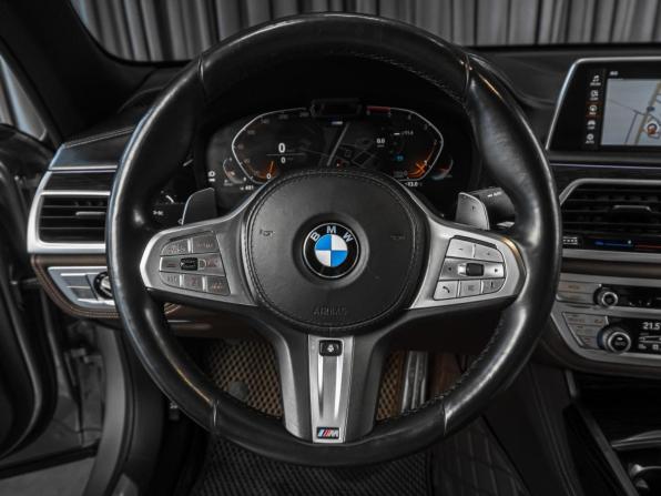 BMW 7 серии VI (G11/G12) Рестайлинг с пробегом 2019 года, цена 6 299 000 рублей, 92946 км, седан, Автокод Объявления