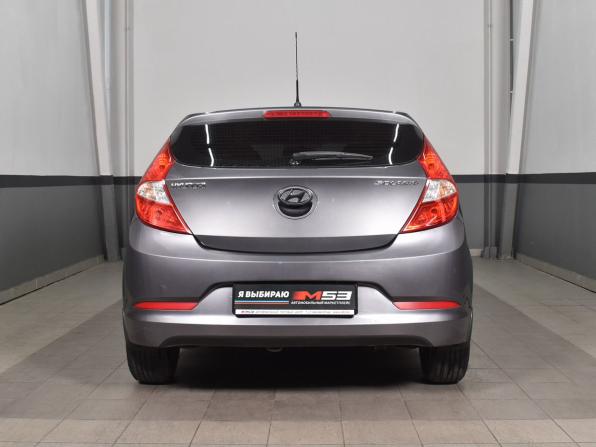 Hyundai Solaris I Рестайлинг с пробегом 2015 года, цена 849 995 рублей, 177608 км, хэтчбек, Автокод Объявления