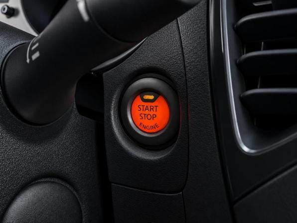 Nissan Juke I с пробегом 2012 года, цена 989 000 рублей, 195566 км, внедорожник, Автокод Объявления