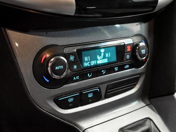 Ford Focus III с пробегом 2014 года, цена 930 000 рублей, 174733 км, хэтчбек, Автокод Объявления
