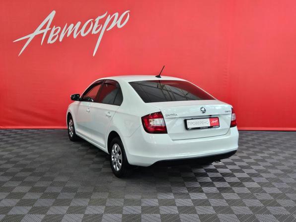 Skoda Rapid I Рестайлинг с пробегом 2019 года, цена 1 099 000 рублей, 161500 км, лифтбек, Автокод Объявления