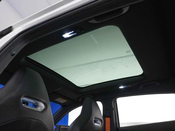 Changan UNI-V I с пробегом 2023 года, цена 2 277 077 рублей, 50501 км, лифтбек, Автокод Объявления